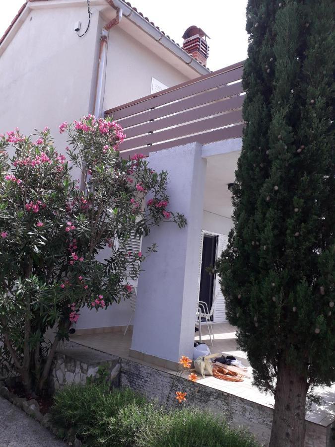 Holiday Home 诺瓦利娅 外观 照片