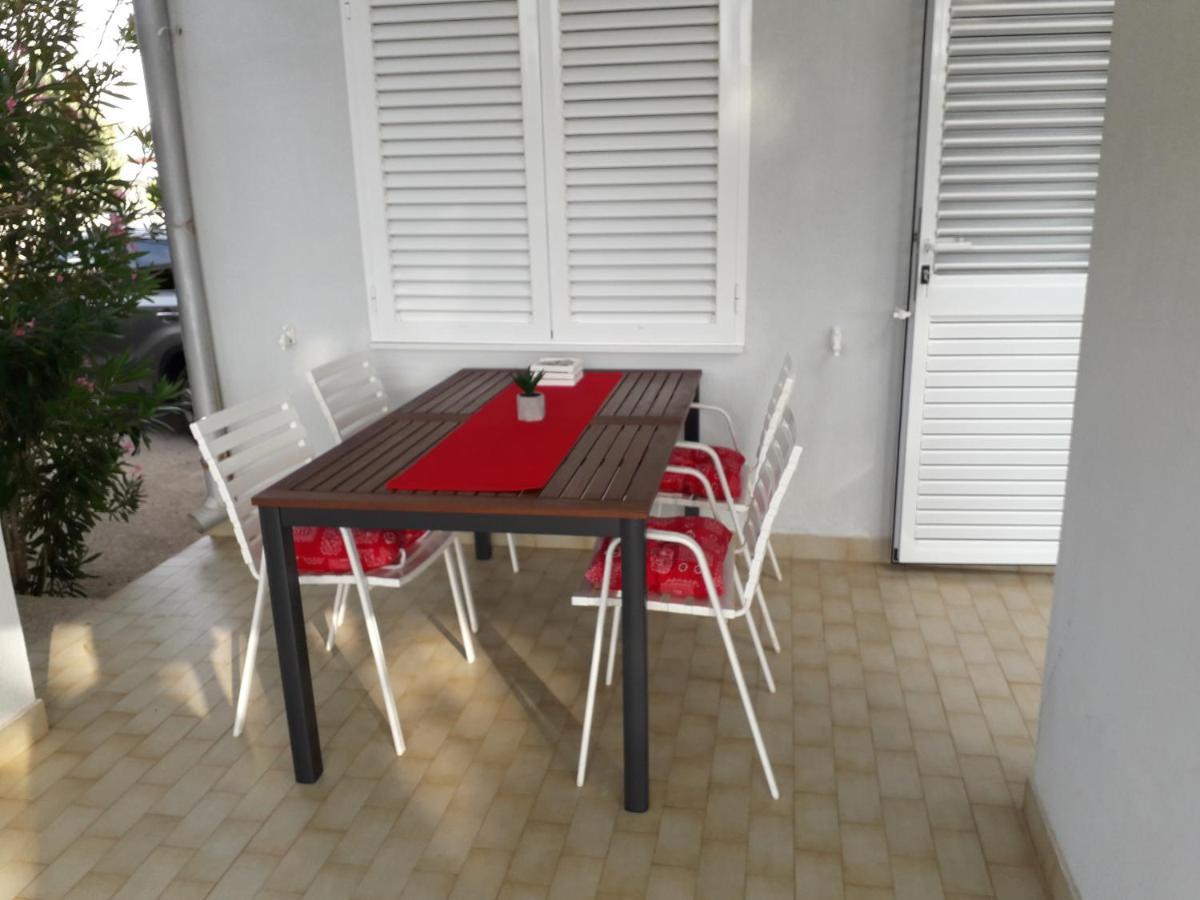 Holiday Home 诺瓦利娅 外观 照片